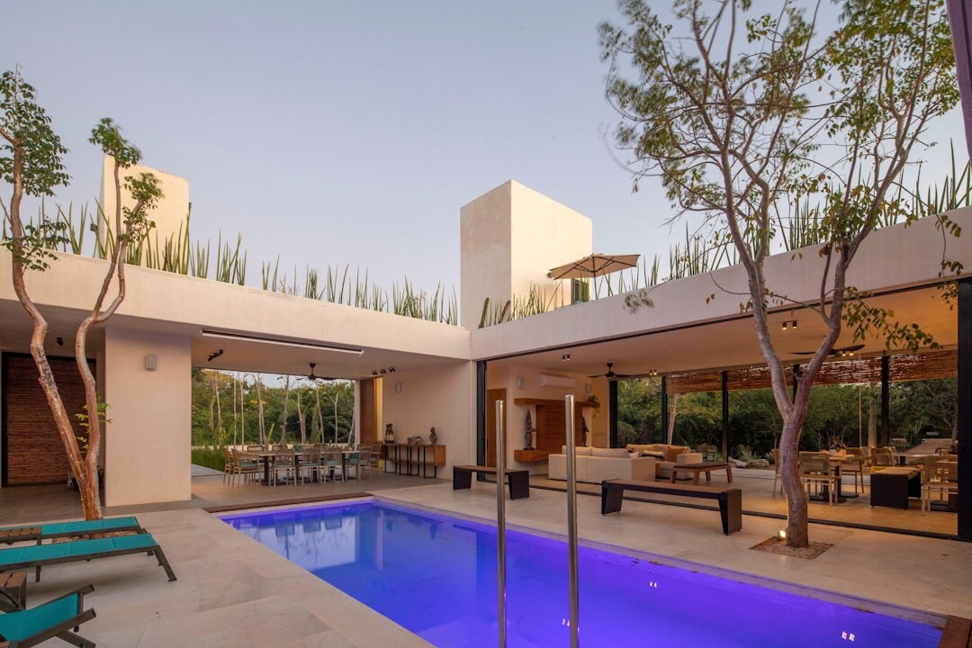 celebrity villa garden view