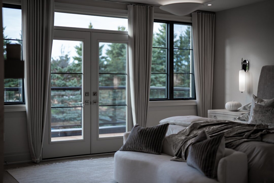 celebrity mansion bedroom